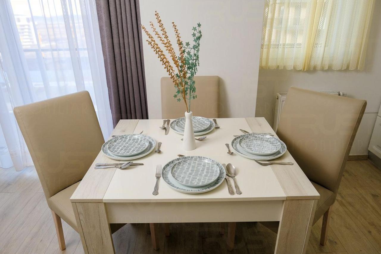 Апартаменти Grand Park Turquoise Iulius Mall Клуж-Напока Екстер'єр фото